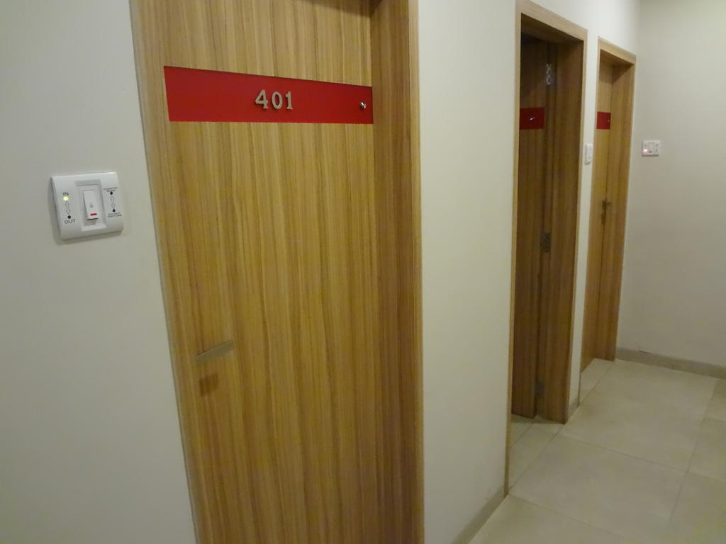 Rama Krishna Hotel Mumbai  Buitenkant foto